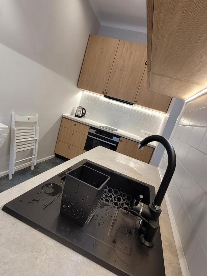 Kana - Stylish Apartment In Krakow Pomorska - Close, Wifi, Smart Tv คราคูฟ ภายนอก รูปภาพ