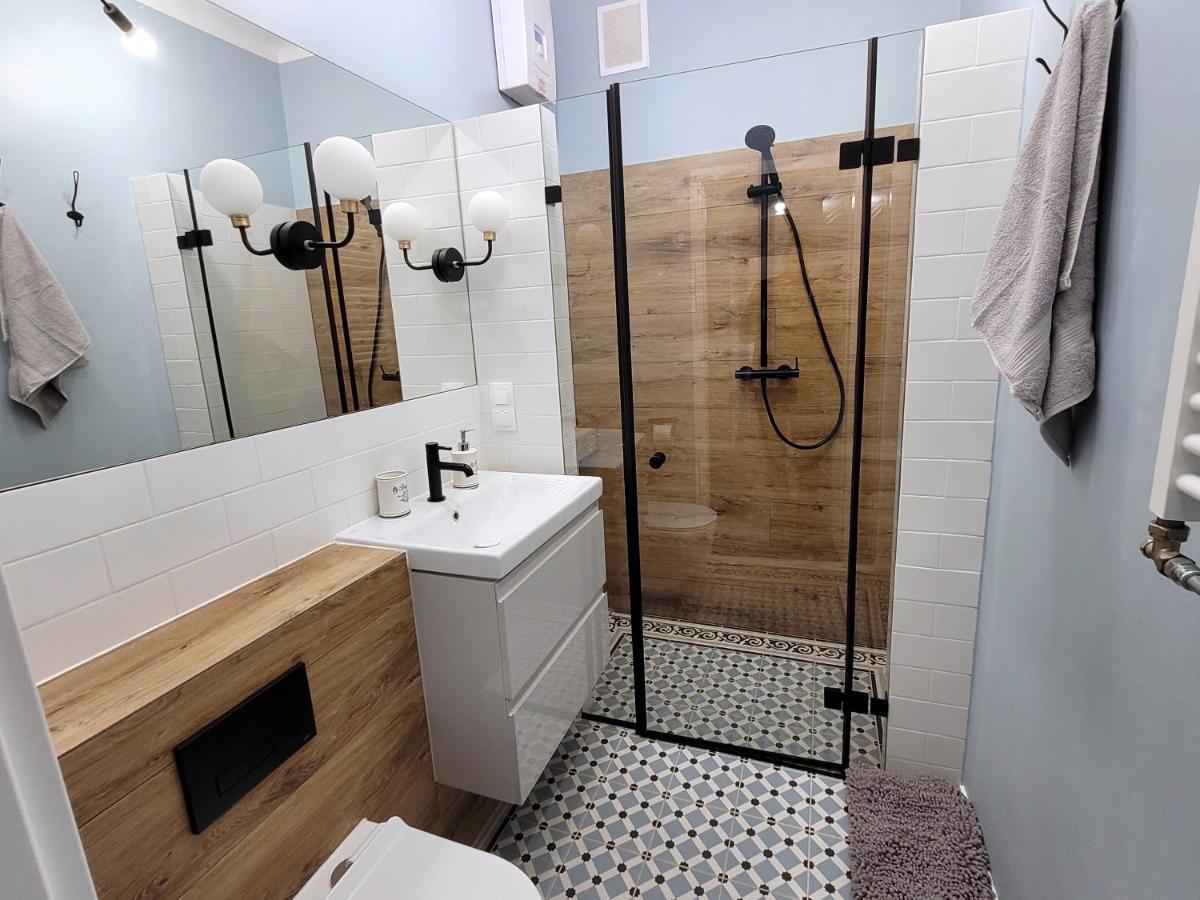 Kana - Stylish Apartment In Krakow Pomorska - Close, Wifi, Smart Tv คราคูฟ ภายนอก รูปภาพ