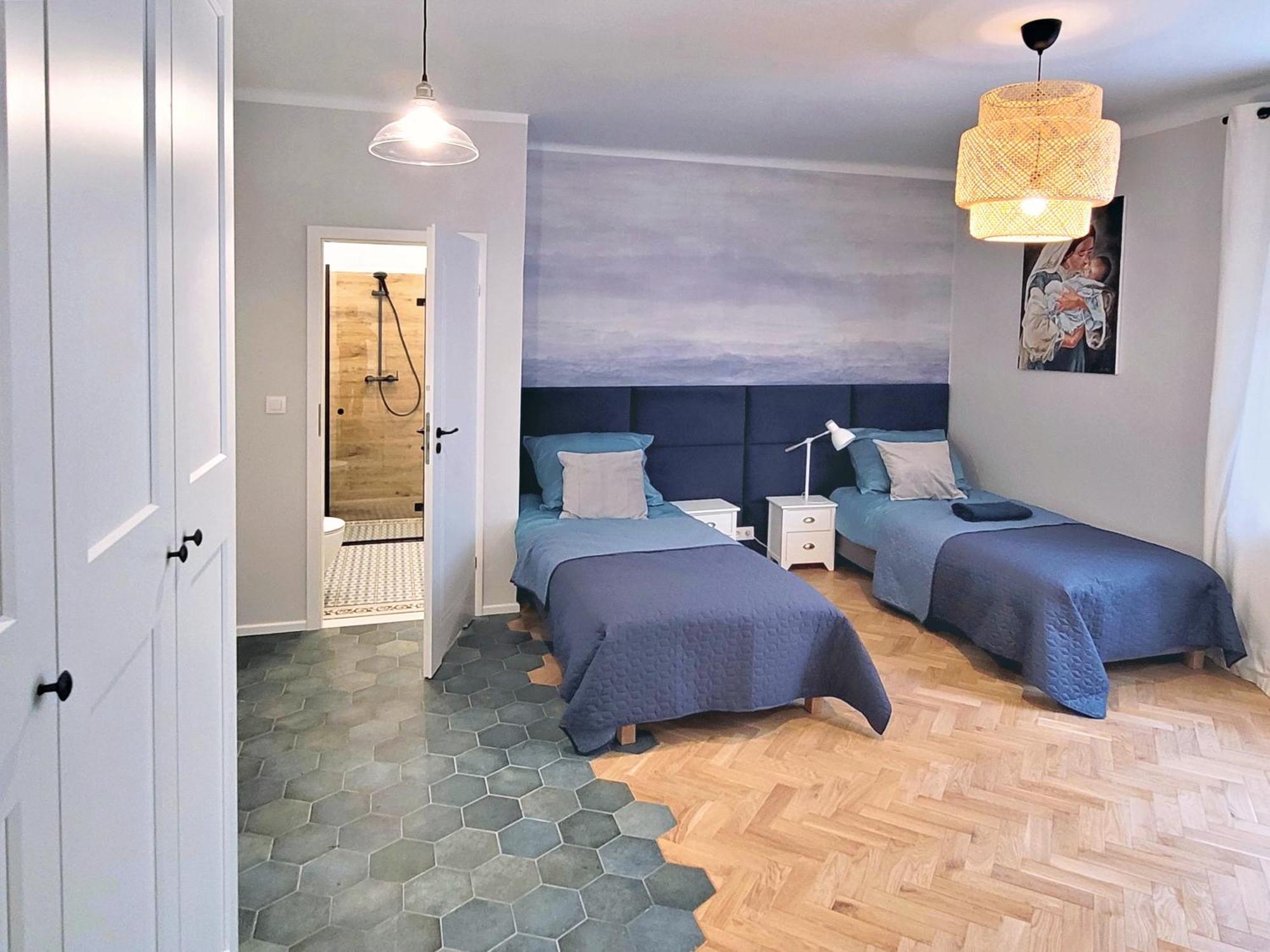 Kana - Stylish Apartment In Krakow Pomorska - Close, Wifi, Smart Tv คราคูฟ ภายนอก รูปภาพ